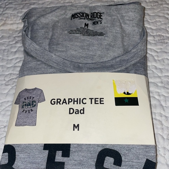 BNWT “Best Dad Ever” t-shirt size medium in men’s - Picture 2 of 5